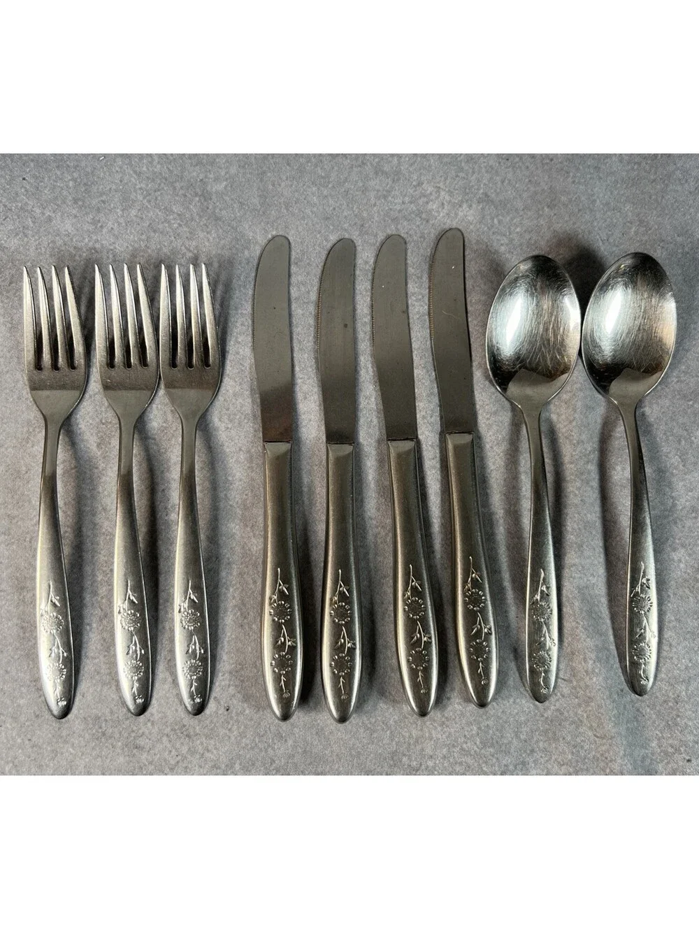 Wood Dale Stainless Steel Flatware Set, 3 Fork, 4 Knife, 2 spoon Floral Design